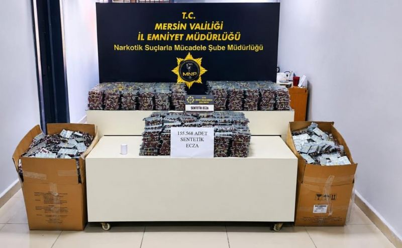 Mersin’de 155 bin 568 adet uyuşturucu hap ele geçirildi