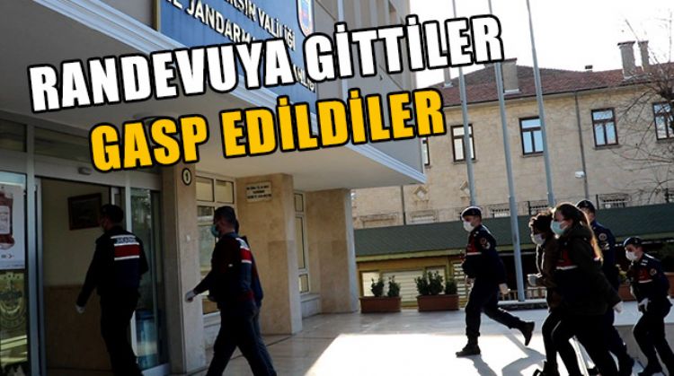 MERSİN’DE SOSYAL MEDYADAN ERKEKLERE RANDEVU VEREN KADIN ARACILIĞIYLA GELENLERİ GASP ETTİLER