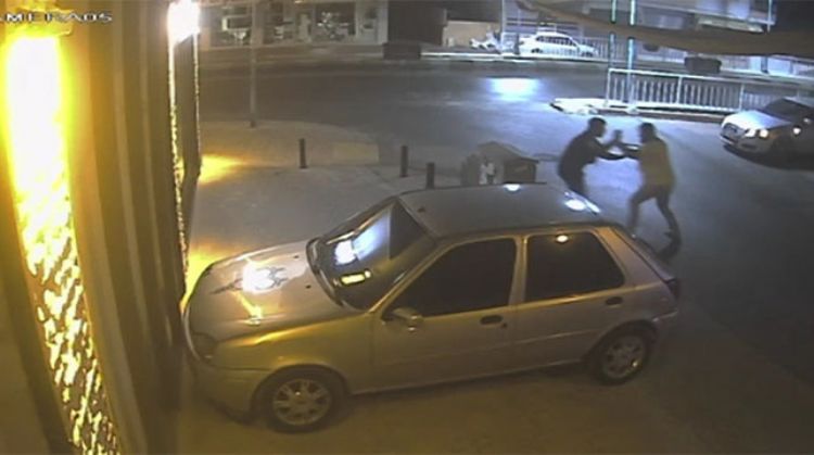 TARSUS’TA BIÇAKLI KAVGA: 1 YARALI