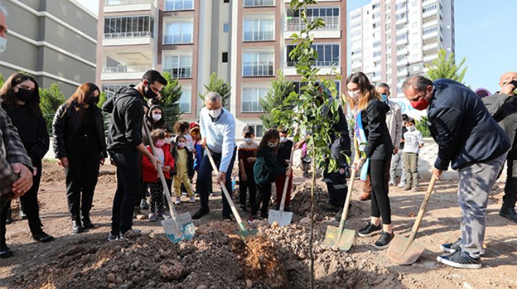 MEZİTLİ’DE TURUNÇ KORULUĞU KENTE KAZANDIRILDI