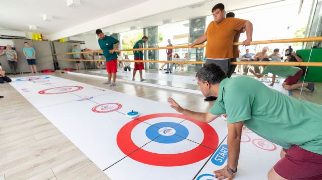 MERSİN’DE ÖZEL BİREYLER İÇİN ’FLOOR CURLİNG’ KURSU AÇILDI
