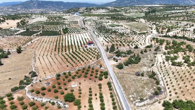 Gülnar'da 8 kilometrelik yol yenilendi