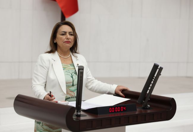 Adana PTT’de 51 kişi işten atıldı