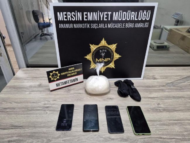 Eski avukat uyuşturucuyla yakalandı