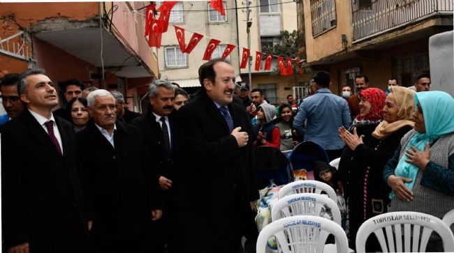 VALİ PEHLİVAN, ROMANLAR İÇİN 'SOSYAL DAYANIŞMA MERKEZİ' AÇILACAĞINI DUYURDU