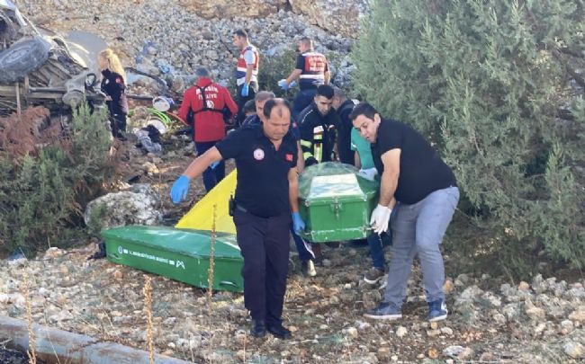 Erdemli'deki işçi servisi kazasında ölü sayısı 5'e yükseldi