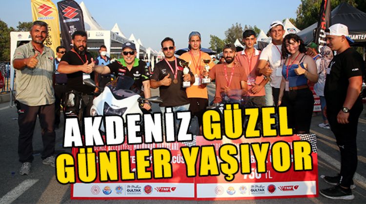 MOTODRAG YARIŞLARI AĞIZLARI AÇIK BIRAKTI