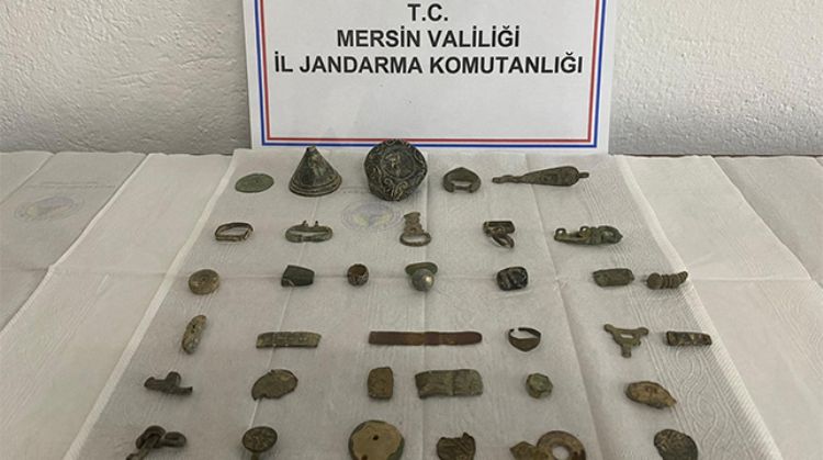 SİLİFKE’DE 37 PARÇA TARİHİ ESER ELE GEÇİRİLDİ