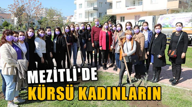 MEZİTLİ’DE ŞİDDET SONUCU HAYATINI KAYBEDEN KADINLAR ANILDI