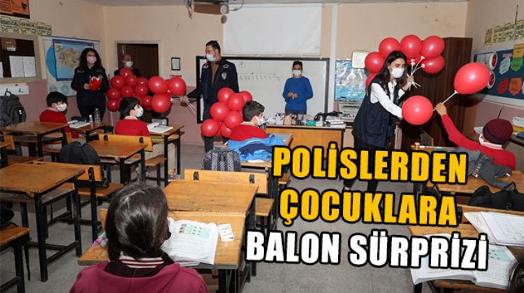 MERSİN POLİSİ ÇOCUKLARI MUTLU ETMEYE DEVAM EDİYOR