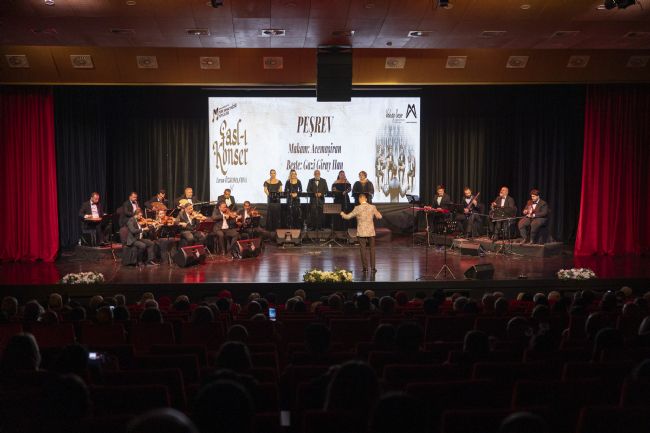 BÜYÜKŞEHİR’İN SANATÇILARI, ACEMAŞİRAN MAKAMINDA ESERLER SESLENDİRDİ