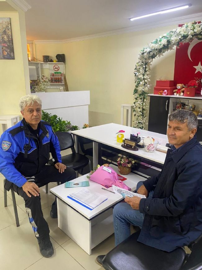 Mersin’de Muhtarlara 'İletişim Yoluyla Dolandırıcılık' Eğitimi Verildi