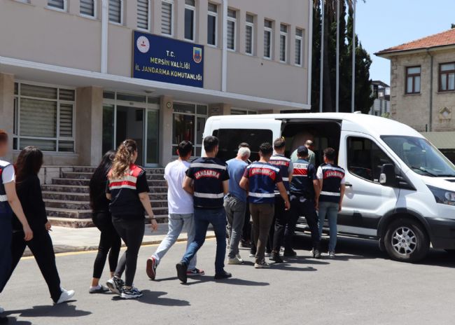 Mersin'de yasadışı bahis operasyonu: 11 gözaltı