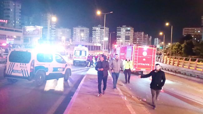 Mersin'de zincirleme kaza: 2 ölü, 6 yaralı