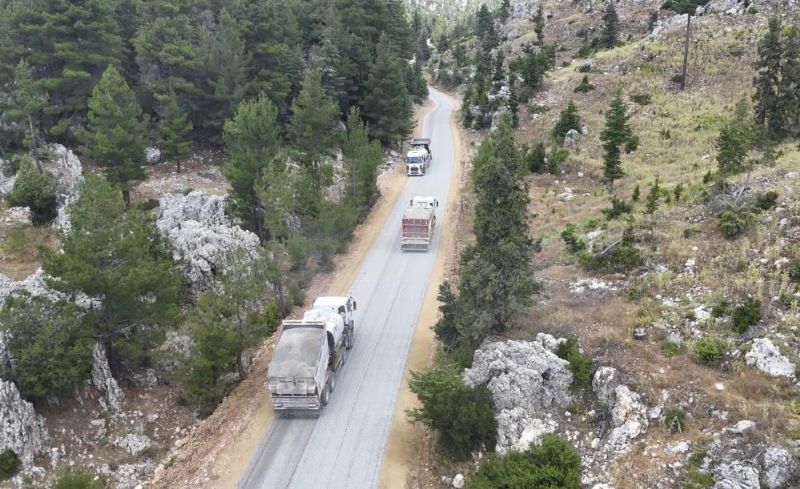 Gülnar'da yarım asırlık yol sorunu çözüldü