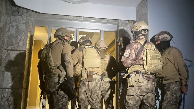  DEAŞ’IN KASASI 2 ŞÜPHELİ MERSİN’DE GÖZALTINA ALINDI