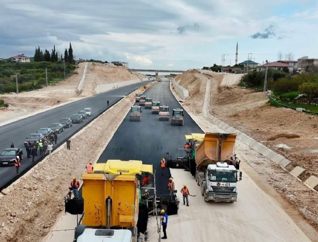 Çeşmeli Kızkalesi Otoyolunda çalışmalar yerinde incelendi