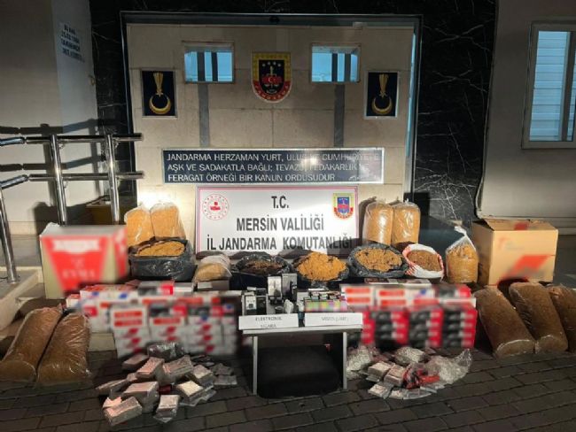 Silifke'de Kaçak 34 Bin Adet Makaron Ele Geçirildi