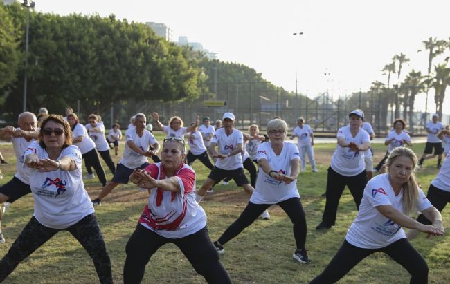Mersinliler güne sabah sporuyla başlıyor