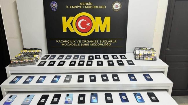 MERSİN'DE GÜMRÜK KAÇAĞI CEP TELEFONU VE SİGARA ELE GEÇİRİLDİ