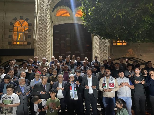 "Dünyaya ‘Filistin’ Çağrısı: Saadet Partisi'nden İsrail'e Tepki"