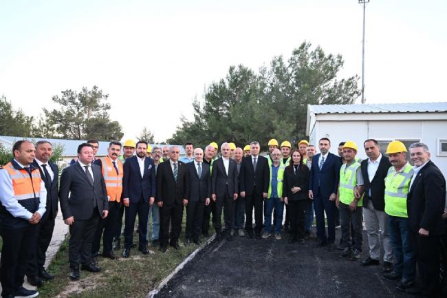 BAKAN URALOĞLU: "35 DAKİKA KISALAN SEYAHAT SÜRESİYLE TOPLAM 1 MİLYAR 58 MİLYON LİRA TASARRUF SAĞLAYACAĞIZ"