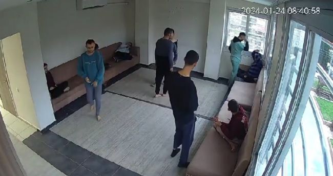 Bakımevindeki dayak dehşeti kamerada