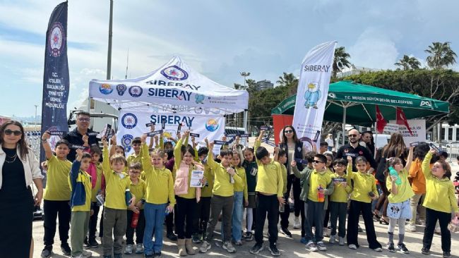 Mersin’de SİBERAY ile binlerce kişiye güvenli internet eğitimi