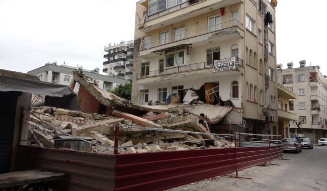 Mersin'de kontrolden çıkan yıkım sonrası mağduriyet