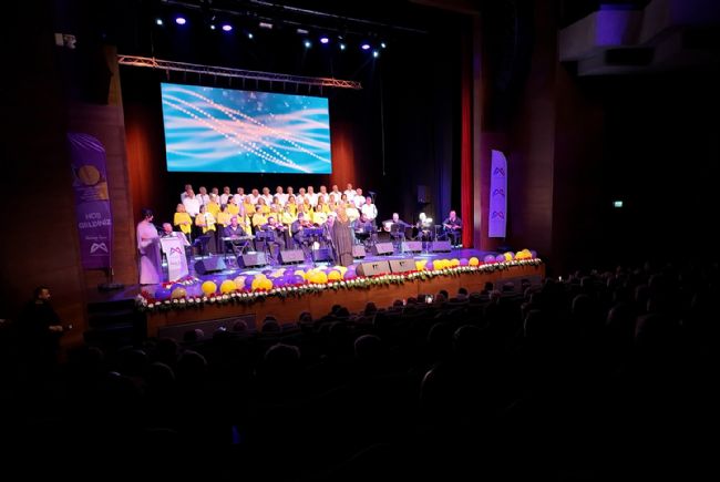 Emekli Evi üyeleri ‘Mersin’de yaz nağmeleri’ konseriyle gönülleri fethetti