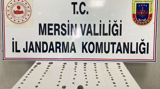 MERSİN’DE 80 BRONZ SİKKE ELE GEÇİRİLDİ