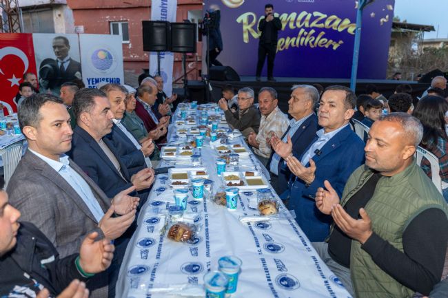 Başkan Özyiğit, Vatandaşlarla İftarda Buluştu