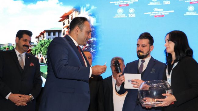 TOROSLAR BELEDİYESİNDEN 'İLK EVİM' PROJESİNE ARSA TAHSİSİ