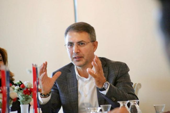“TÜRSAB başkanı koltuğunu koruma derdinde”