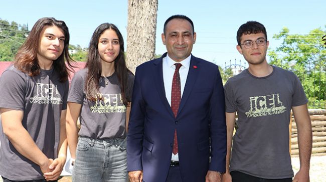 YKS’YE GİRECEK ÖĞRENCİLER İÇİN BAŞARILAR DİLEDİ