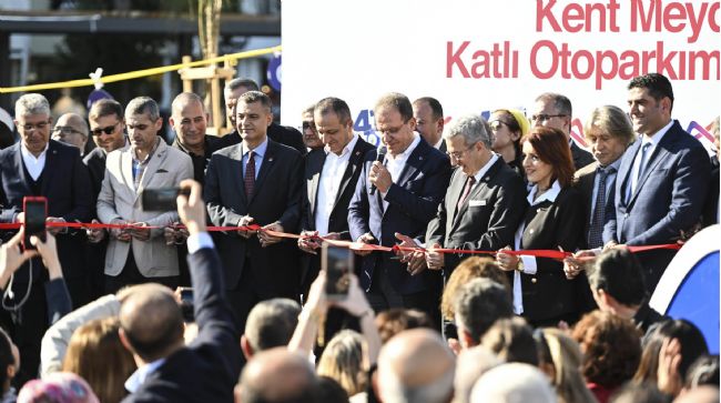 MERSİN'DE 'KENT MEYDANI VE KATLI OTOPARK' PROJELERİNİN AÇILIŞI GERÇEKLEŞTİRİLDİ