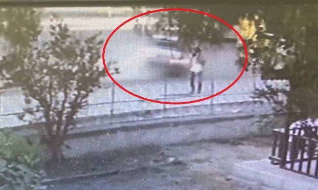 Kaza ölümle bitmişti: Otomobilin tıra çarpma anı kamerada