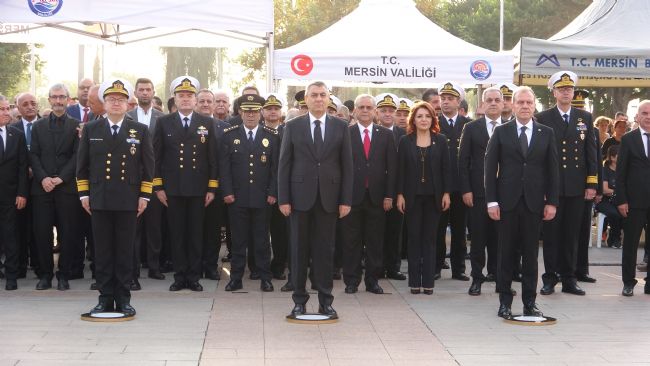 Atatürk, ölümünün 87. yılında Mersin'de anıldı