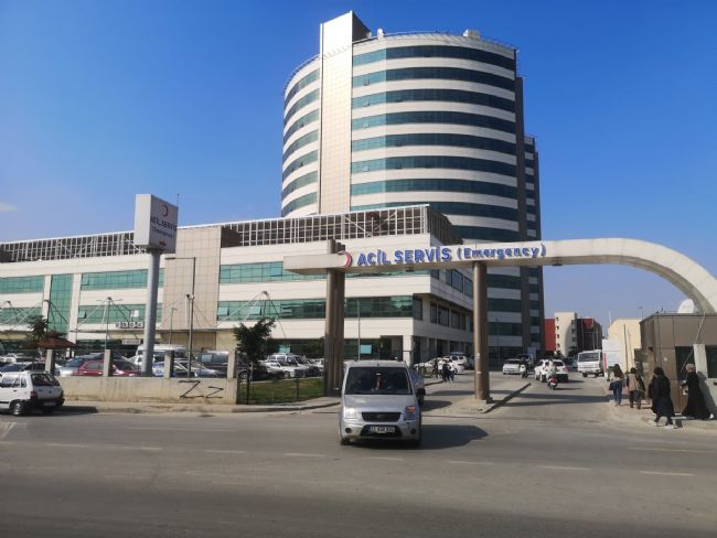 Hastalar üzerinden menfaat iddiası: 2'si doktor 3 gözaltı
