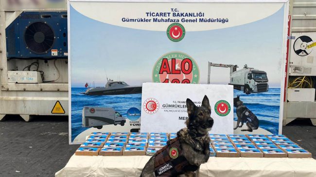  MERSİN LİMANI'NDA 56 KİLO KOKAİN ELE GEÇİRİLDİ