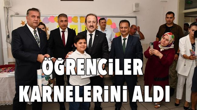 KENTTE ÖĞRENCİLER KARNE HEYECANI YAŞADI