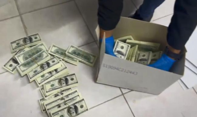 Mersin'de Sahte Dolar Basan Şebeke Çökertildi