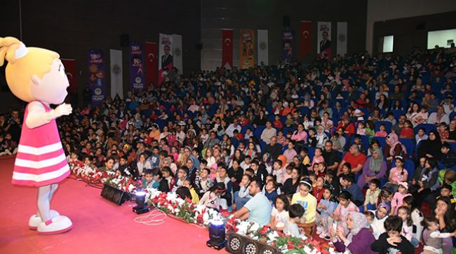 MERSİN’İN EN BÜYÜK ÇOCUK ŞENLİĞİ BAŞLADI