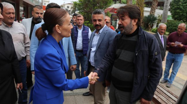AK PARTİLİ VEKİL ADAYI SÖYLEMEZ'E ANAMUR'DA YOĞUN İLGİ