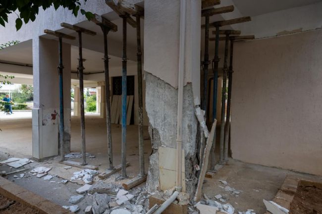 Subay Evleri Sitesi'nde panik, bir bina tahliye edildi
