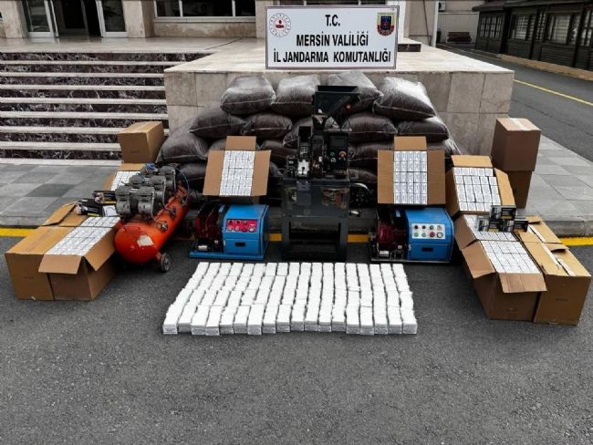 Mersin’de kaçak tütün ve makaron ele geçirildi