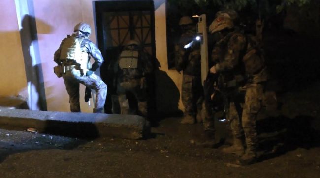 PKK/KCK OPERAYONUNDA 9 KİŞİ GÖZALTINA ALINDI