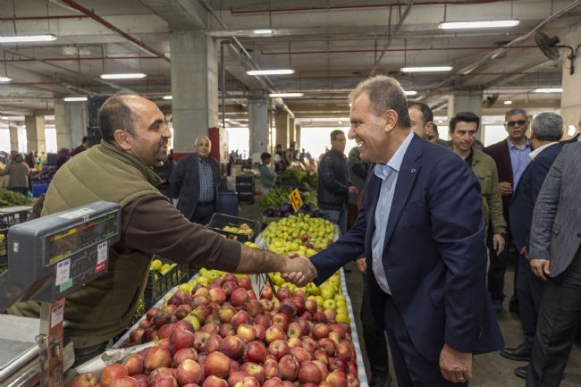 Tarsuslulardan Başkan Seçer’e tam destek
