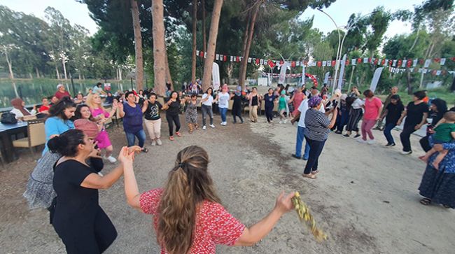 EMEKÇİ KADINLAR İÇİN EĞLENCE PROGRAMI