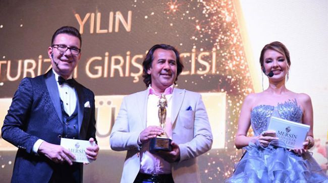 ALİ KÜÇÜK’E BU YIL BİR ÖDÜL DAHA